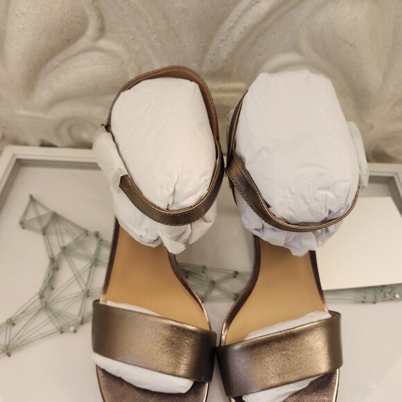 Ralph Lauren " Gwen" Metallic Nappa Leather Gold Heeled Sandals. NIB. Size 11 - Picture 6 of 13